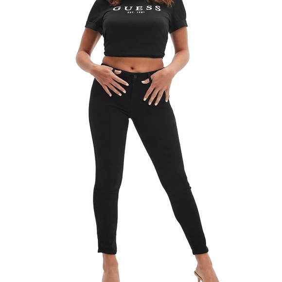 BLACK GUESS JEANS ๐โฅ๏ธ๐โฅ๏ธ๐๐ค - Picture 1 of 5